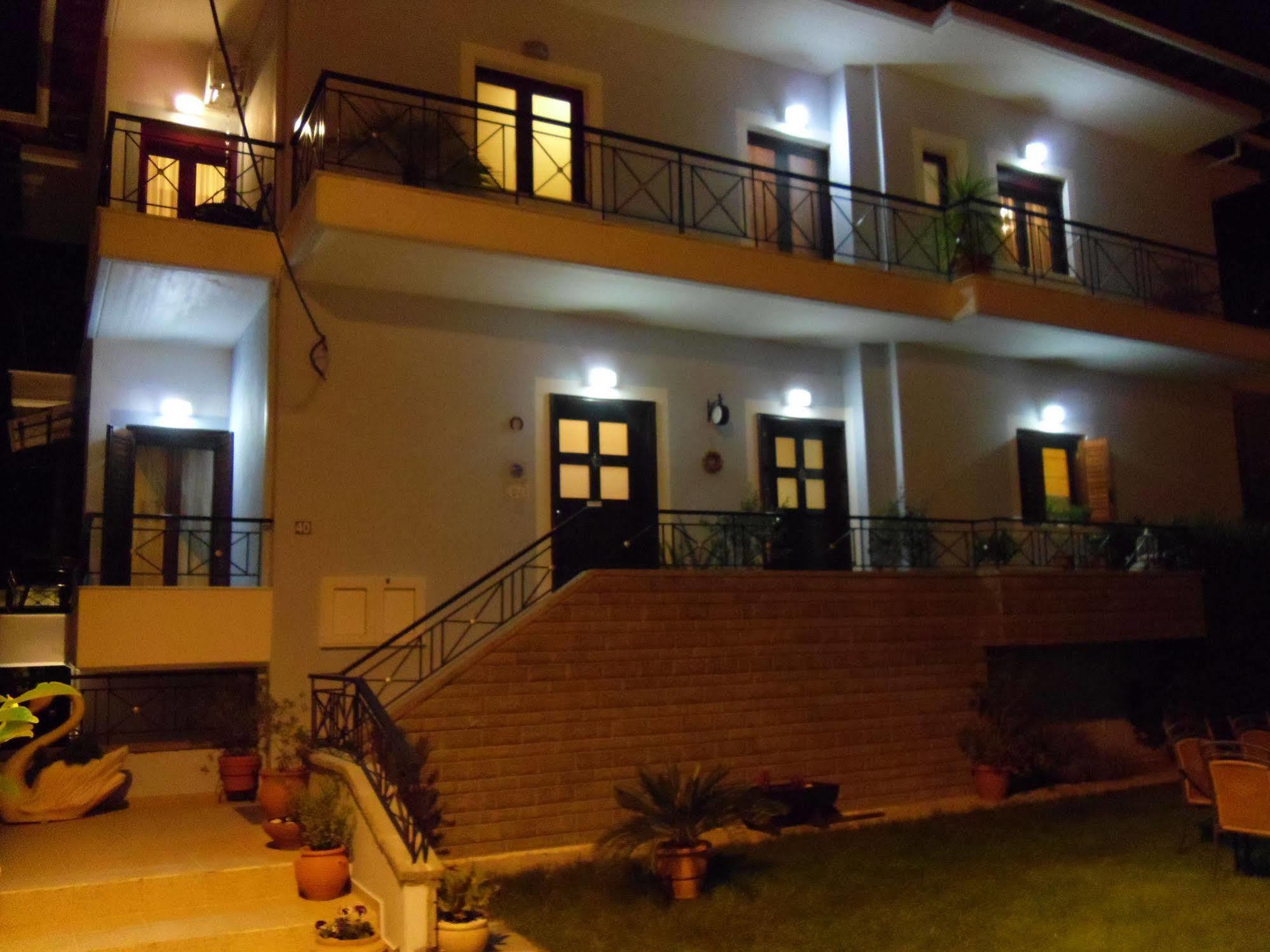 Garden Villa อิโออันนินา ภายนอก รูปภาพ
